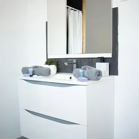 ++++ Duplex Renove 5 Pieces 150m2 A 8 Mn De La Place Dalton ++++ *